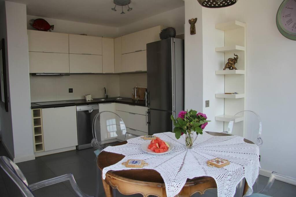 Chata Rybacka W Orlowie / Apartament Gdynia Kültér fotó
